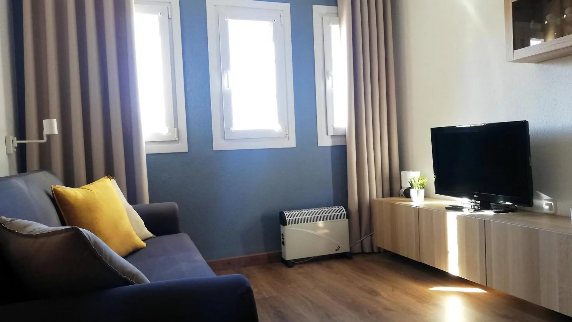 Apartamentos Arttyfal Con Parking Y Wifi By Surynieve Serra Nevada 0*,