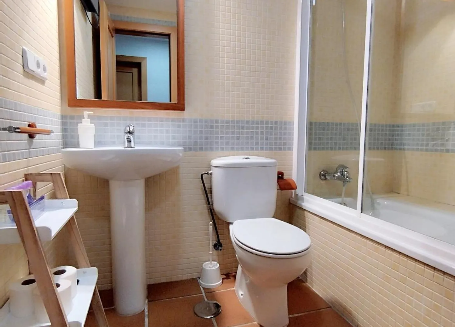Apartamentos Arttyfal Con Parking Y Wifi By Surynieve Serra Nevada 0*,  Espanha