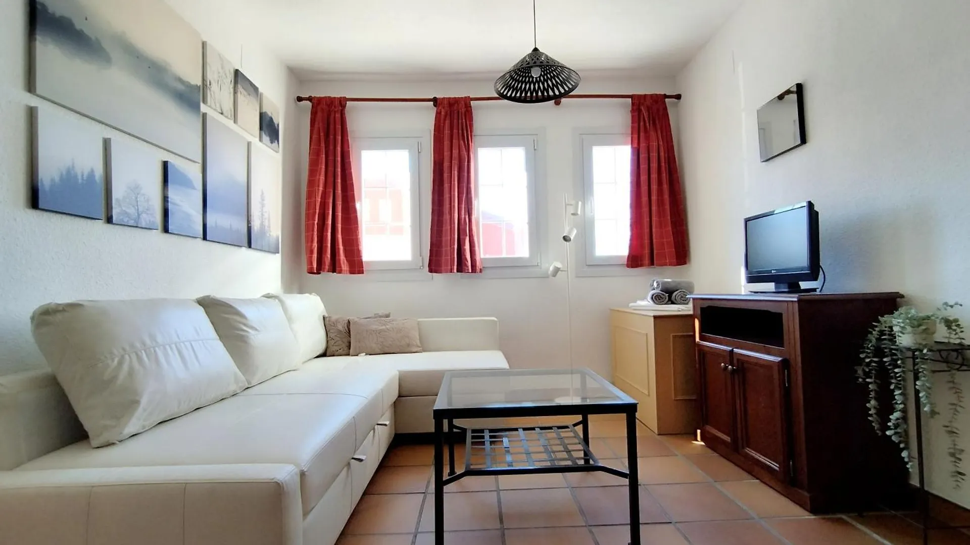 Apartamentos Arttyfal Con Parking Y Wifi By Surynieve Serra Nevada