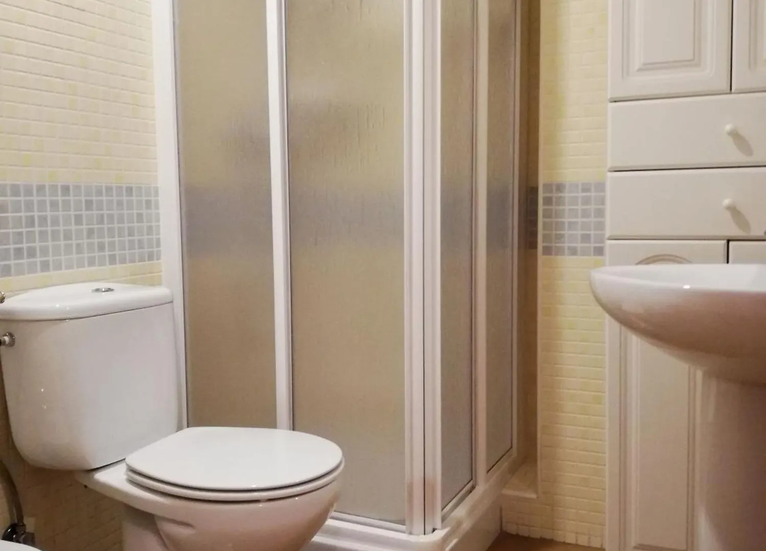 Apartamentos Arttyfal Con Parking Y Wifi By Surynieve Serra Nevada