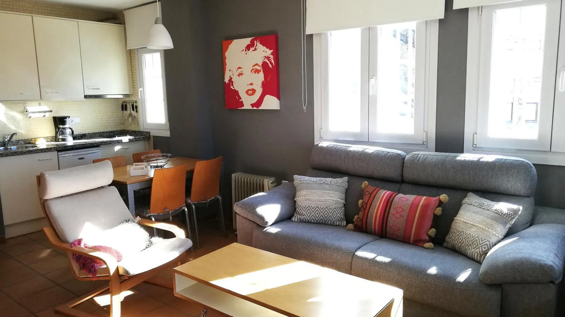 Apartamentos Arttyfal Con Parking Y Wifi By Surynieve Serra Nevada 0*,