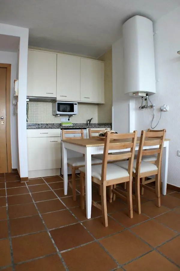 Apartamentos Arttyfal Con Parking Y Wifi By Surynieve Serra Nevada
