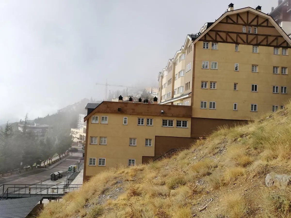 Apartamentos Arttyfal Con Parking Y Wifi By Surynieve Serra Nevada
