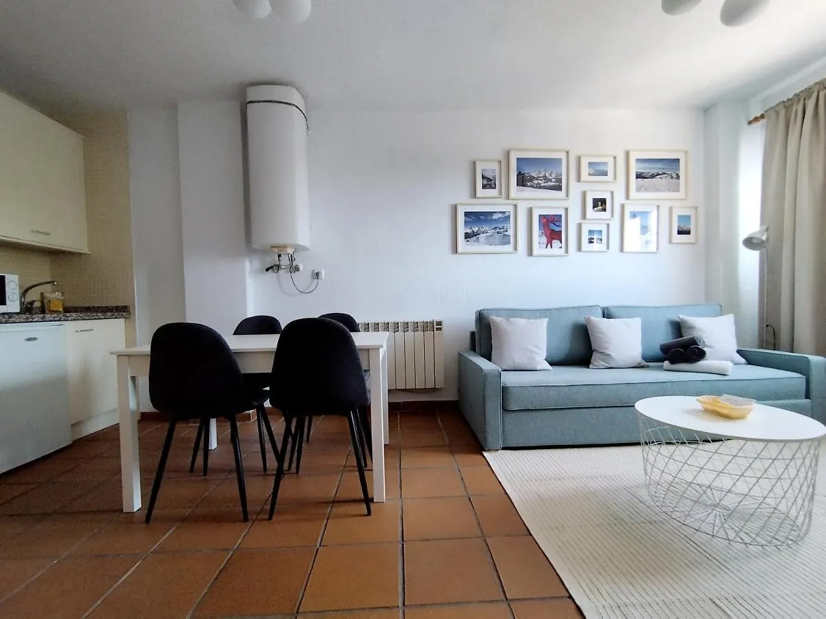 Apartamentos Arttyfal Con Parking Y Wifi By Surynieve Sierra Nevada 0*,