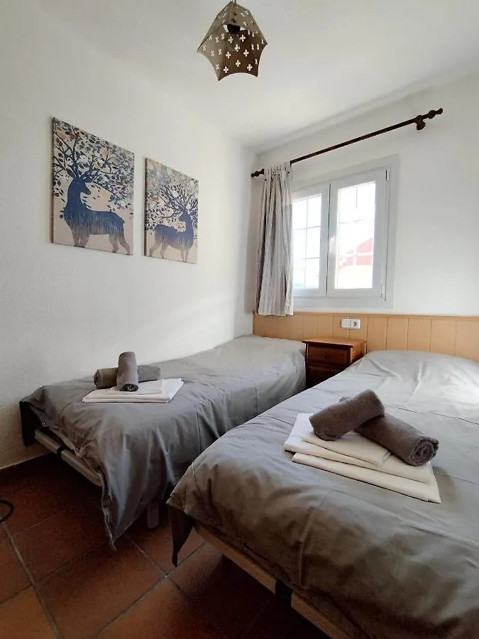 Apartamentos Arttyfal Con Parking Y Wifi By Surynieve Sierra Nevada 0*,  Spain